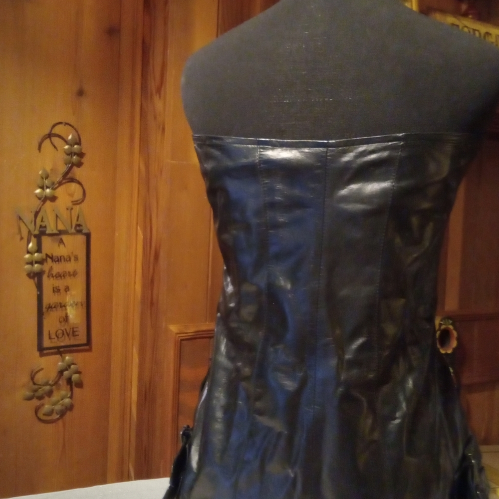 Womens leather vest designed by  Ivan Crundahl. Soft as butter calf leather!